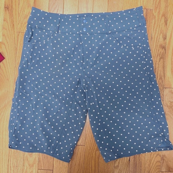 Still Looking For/In Search Of SMALL Wild Rye Whitney blue dot shorts - Picture 1 of 1